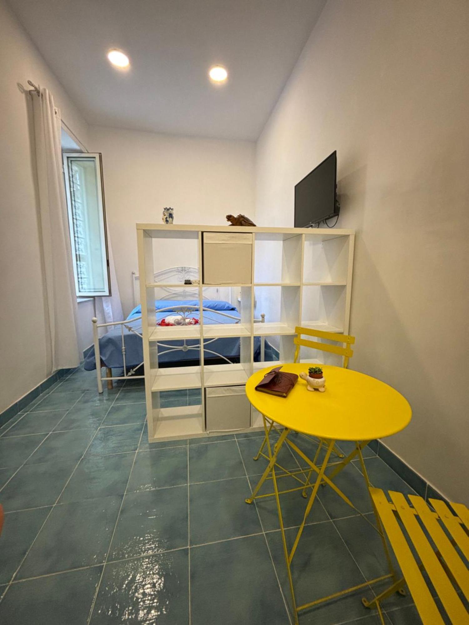 Apartamento Curniciell Relais Nápoles Exterior foto