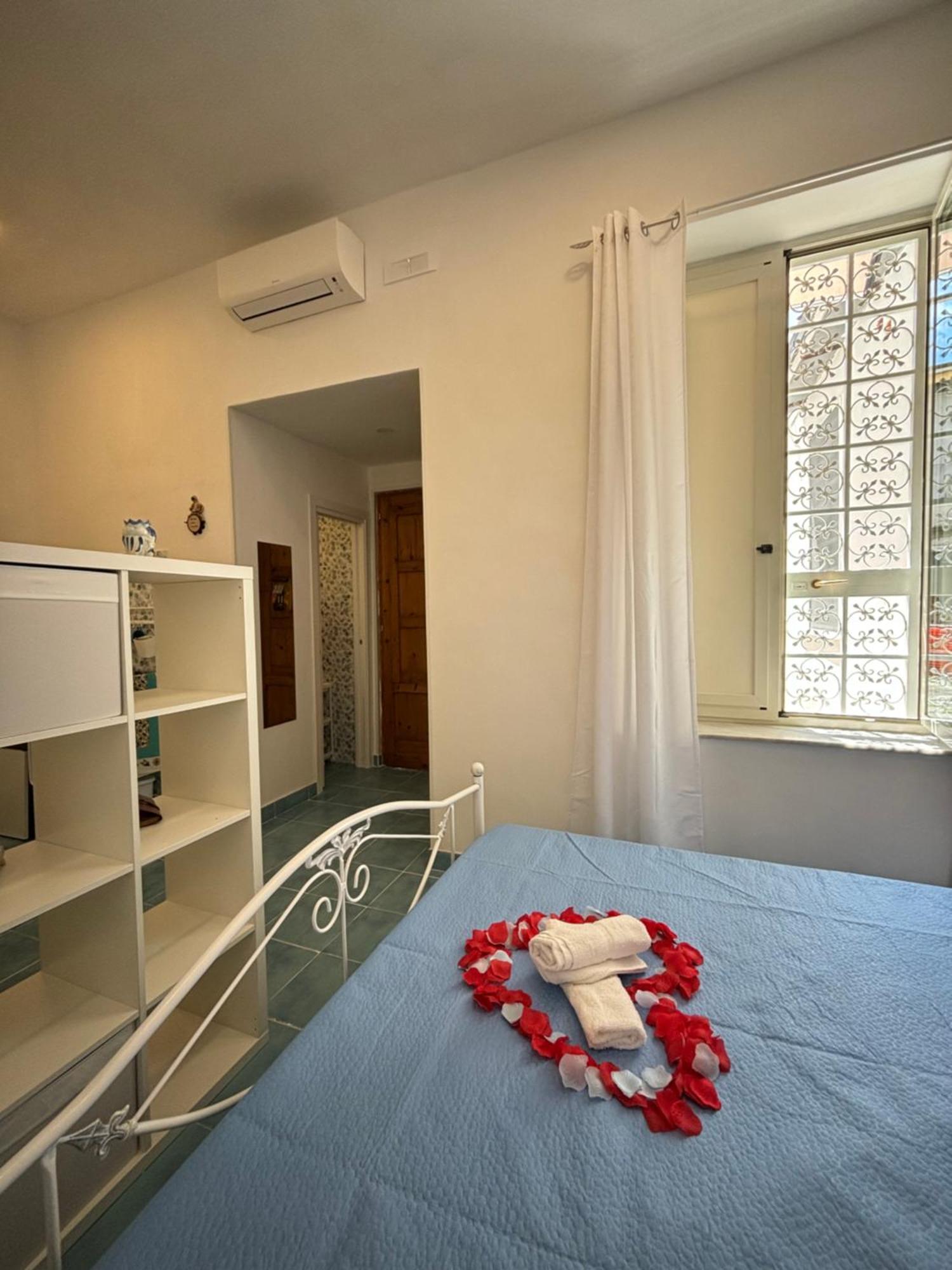 Apartamento Curniciell Relais Nápoles Exterior foto